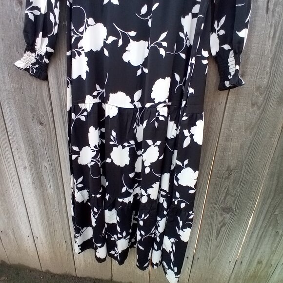 KARMI LABEL Dress Womens Size M Black Floral Print Halter Tie Waist New Slim New - Picture 5 of 15